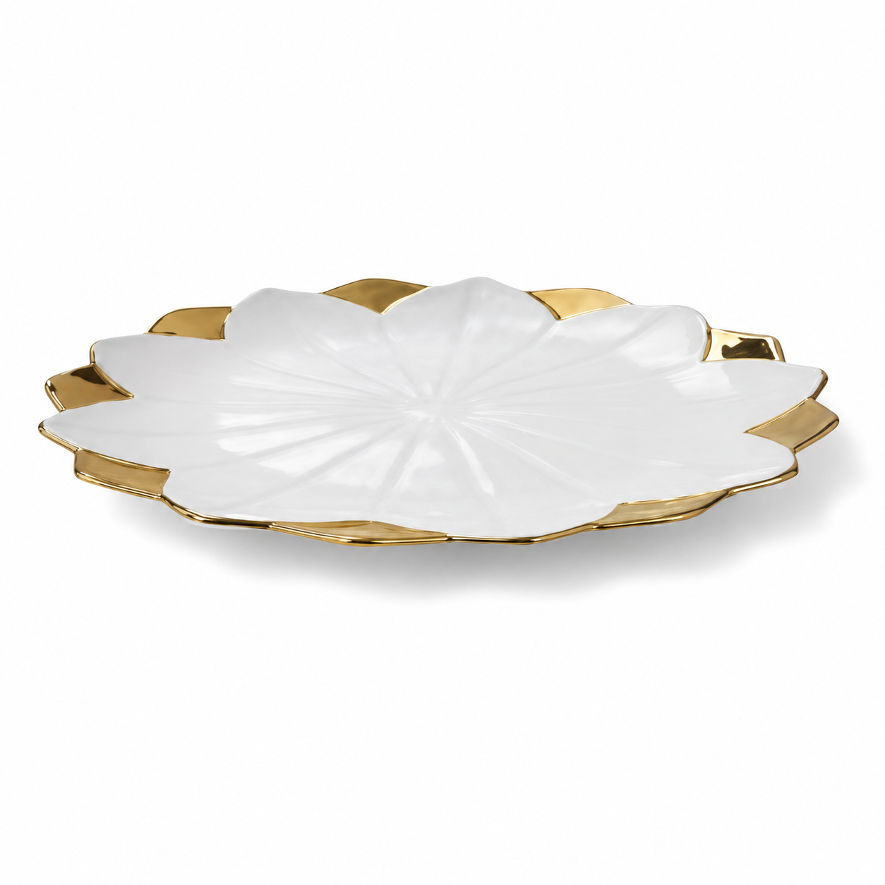 Elegant Oval Floral Plate with Gold Trim for Dining Decor