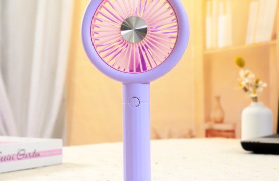 USB Fashion Fan - Lightweight and Portable | Quiet Airflow | Long Battery Life | USB Charging - Image 2