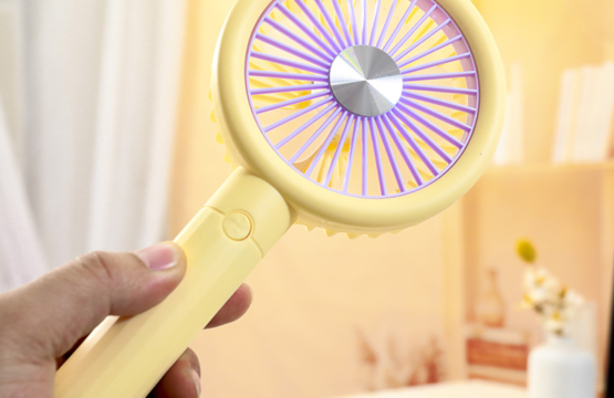 USB Fashion Fan - Lightweight and Portable | Quiet Airflow | Long Battery Life | USB Charging - Image 6