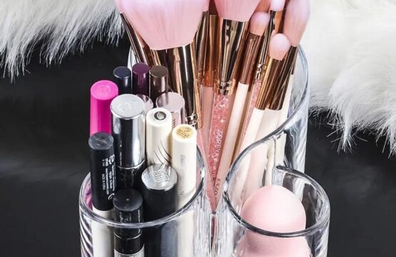 3 In 1 Plastic Cosmetic Organizer - Image 2