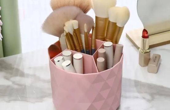 Diamond Rotating Brush Organizer