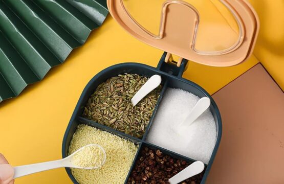 4 In 1 Partition Seasoning Spice box
