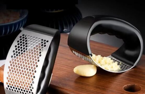 Garlic Press Cap Opener for Fast and Effortless Kitchen Prep - Image 4
