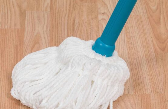 Twist Mop, Treated With Anti-Bac Protection, Extendable to 129 cm, Removes Dust and Dirt with Ease - Image 5