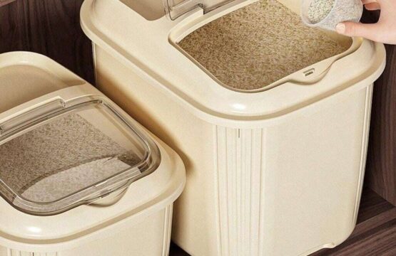 10Kg Rice Container Household Grain Storage Container Is Suitable For Moisture Retention And Insect Protection, Ideal For Storing Flour And Rice In High-Quality Barrels And Boxes, And Serves As A Food Container. - Image 4