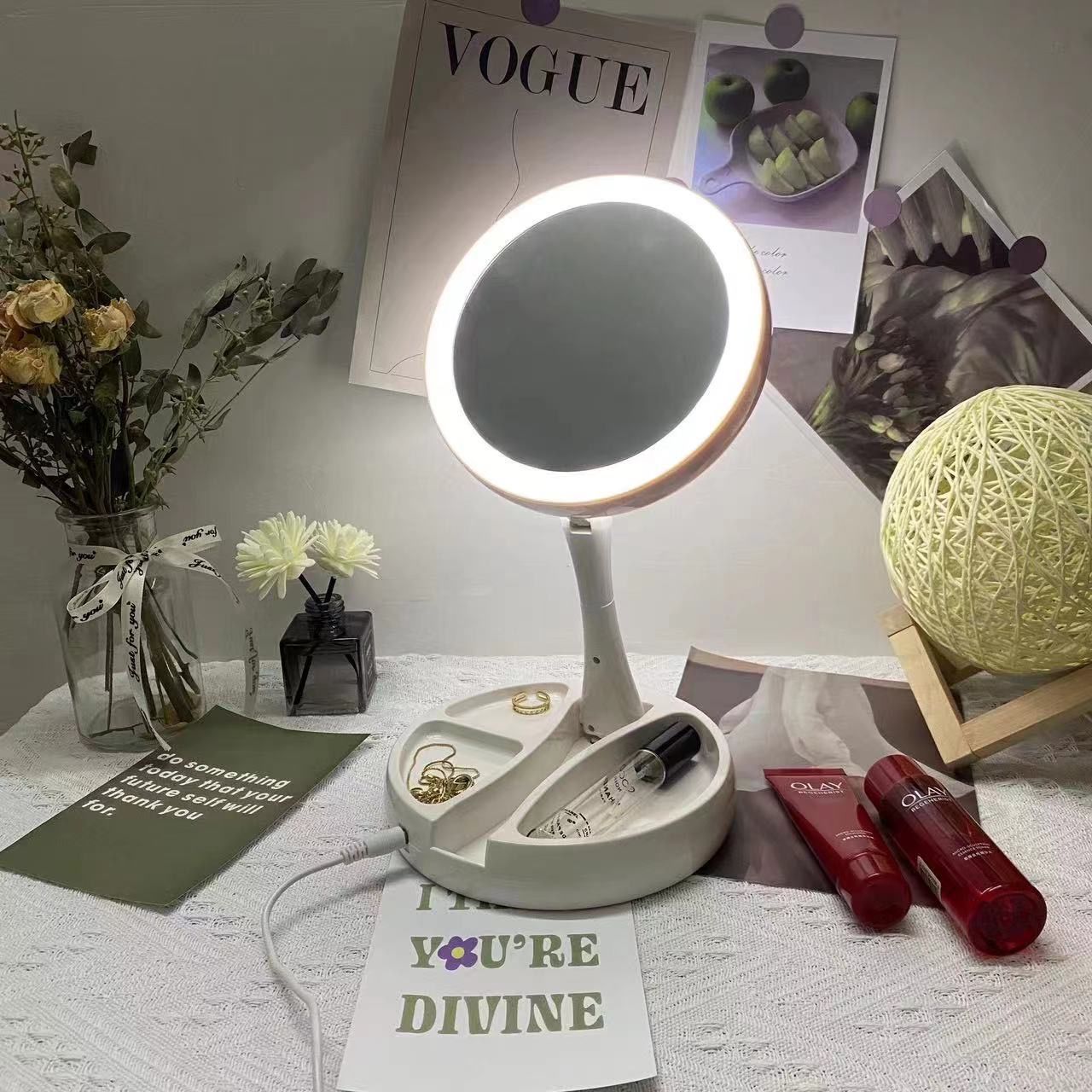 Makeup Mirror Portable Cosmetic Mirror with LED Lights