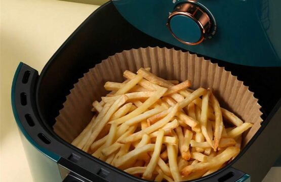 Air Fryer Baking Paper 50Pcs Non-Stick Air Fryer Basket Mats, Round Air Fryer Parchment Sheets