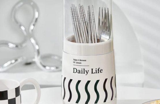 Plastic Cutlery Holder with Lid Storage Rack for Kitchen Organization - Image 2