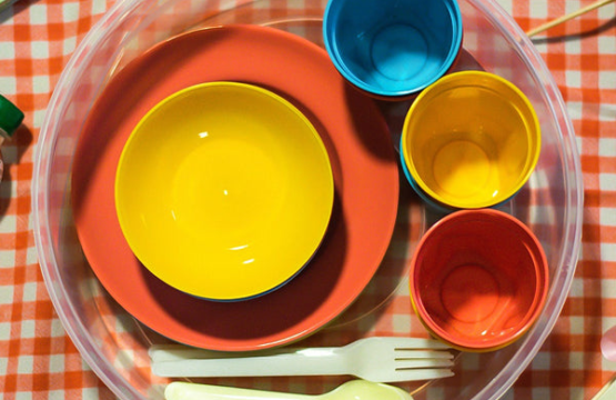Portable Picnic Set | 6 Cups, 6 Plates, 6 Bowls, 6 Spoons, and 6 Forks - Image 2