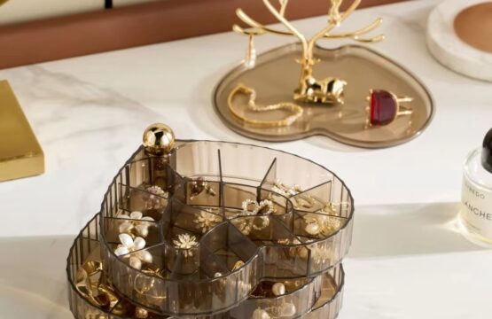 Deer-Shaped Jewelry Display Stand - Image 2