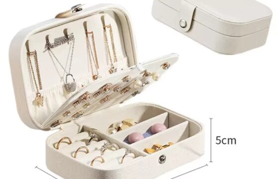 Medium Capacity Jewelry Box Creative Portable Travel Storage Box - Image 3