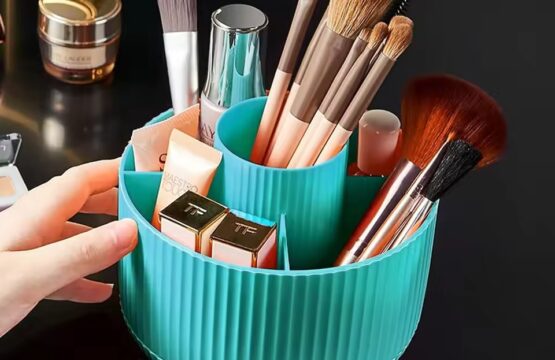 360° Rotating Makeup Organizer