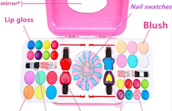 Briefcase Make Up Toys - Image 2