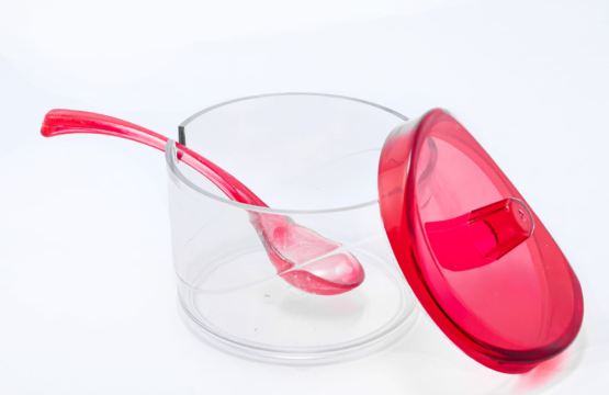 Prime Acrylic sugar pot with spoon.