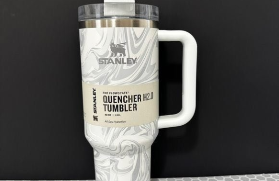 Stanley Tumbler 40 Oz - Image 3