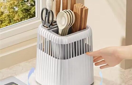 Kitchen Multifunction Rotating Knife and Cuttlery Rack - Image 3
