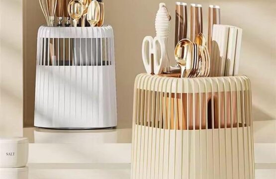 Kitchen Multifunction Rotating Knife and Cuttlery Rack