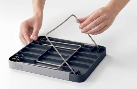 Extendable Table - Image 3