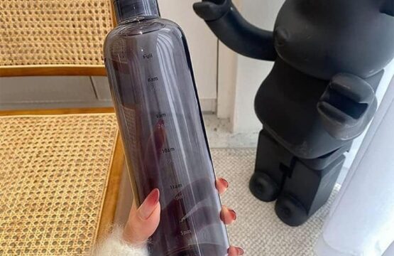 500ml Clear Water Bottle with Time Marker - Image 2