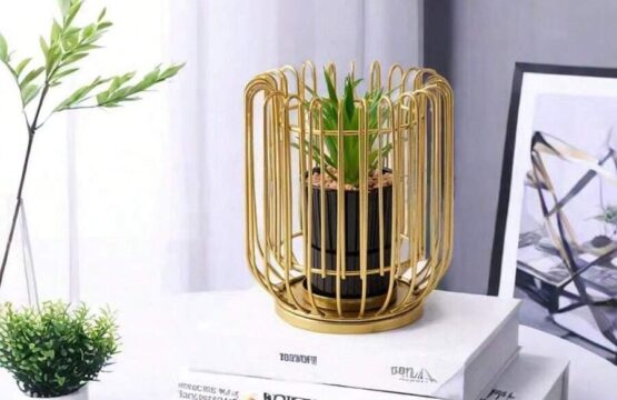 Creative geometric d?cor made of golden iron, suitable for tables and artificial plants placed inside pots, as well as decorations for home or office desks. - Image 6