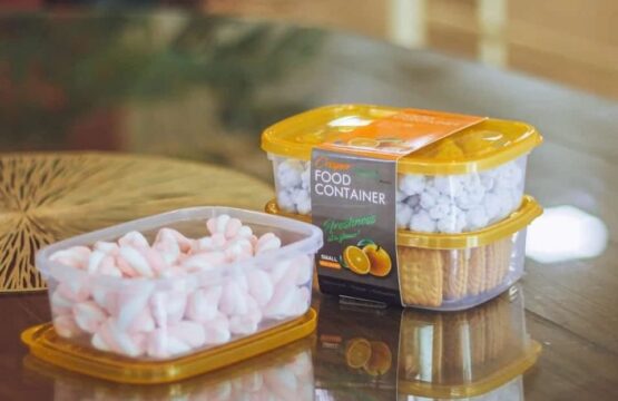 Set of 3 Crisper Food Containers Food Storage Boxes Made from Food Grade Material with Multiple Size Options - Image 3