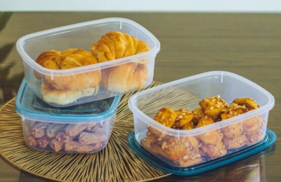 Set of 3 Crisper Food Containers Food Storage Boxes Made from Food Grade Material with Multiple Size Options - Image 10