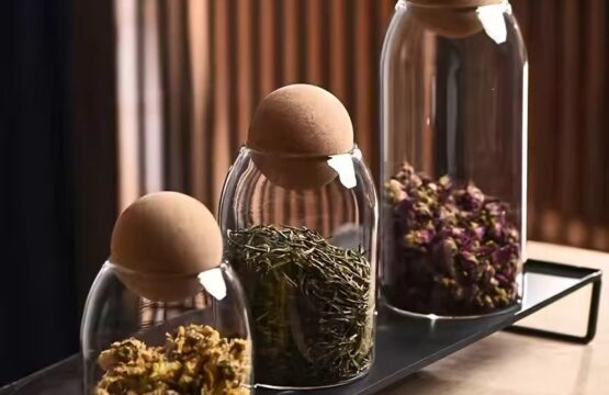 3pcs Glass Storage Jar with Ball Cork Lid Box Packing (Large, Medium and Small) - Image 4