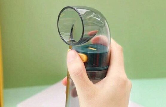 Quantitative Control Salt Bottle | 0.5 Gram Measurement Click Spice Bottle | Salt Tank, Seasoning Tank for Kitchen Use - Image 7