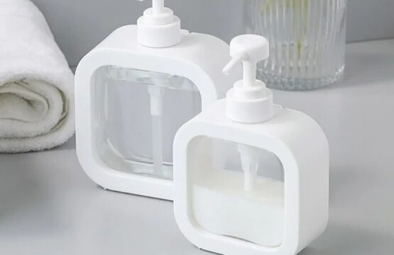 Transparent Square Shape Liquid Soap Dispense - Image 3