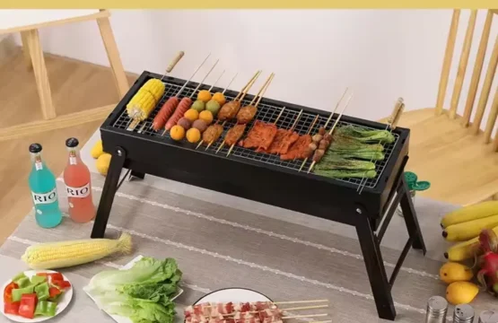 Portable BBQ Grill – Smoked Barbecue for Backyard, Picnic & Camping Compact & Easy to Use