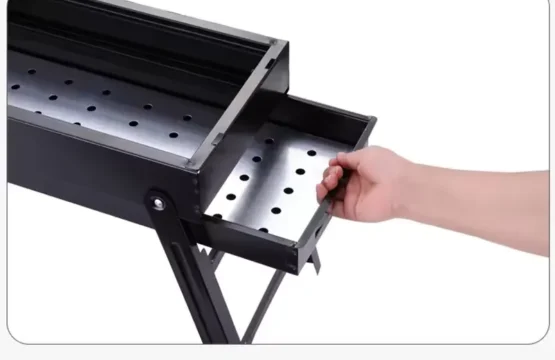 Portable BBQ Grill – Smoked Barbecue for Backyard, Picnic & Camping Compact & Easy to Use
