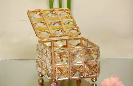 Mini Crystal Jewellery Box - Image 3