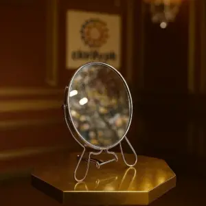Metal Table Makeup Mirror – Elegant Desk Vanity Mirror