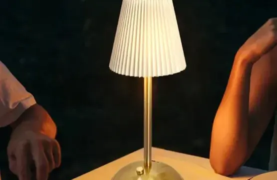 Rechargeable LED Table Lamp